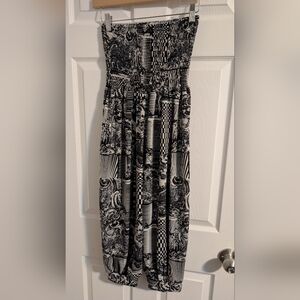 Elegant Black and White Patterned Jumpsuit (Or Pants)